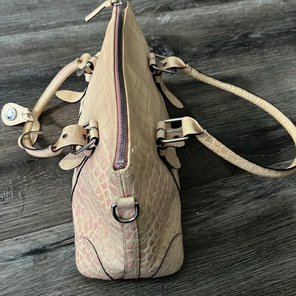 Dooney & Burke alligator print purse - Picture 2 of 9